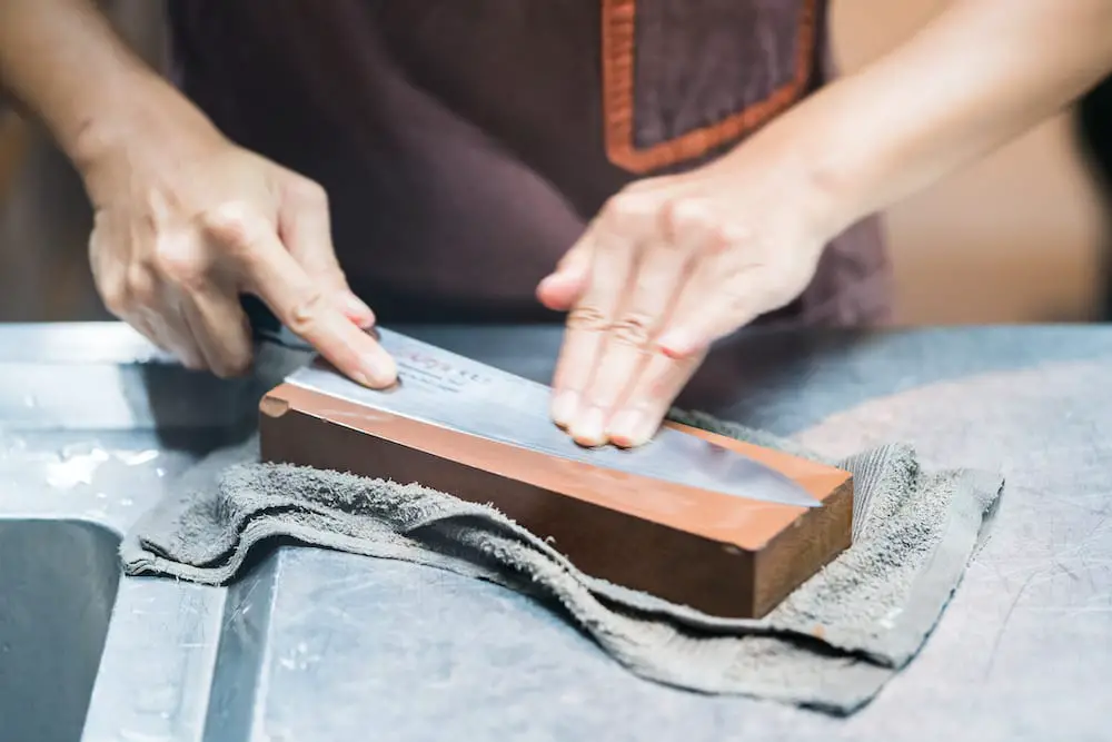 sharpening a filleting knife